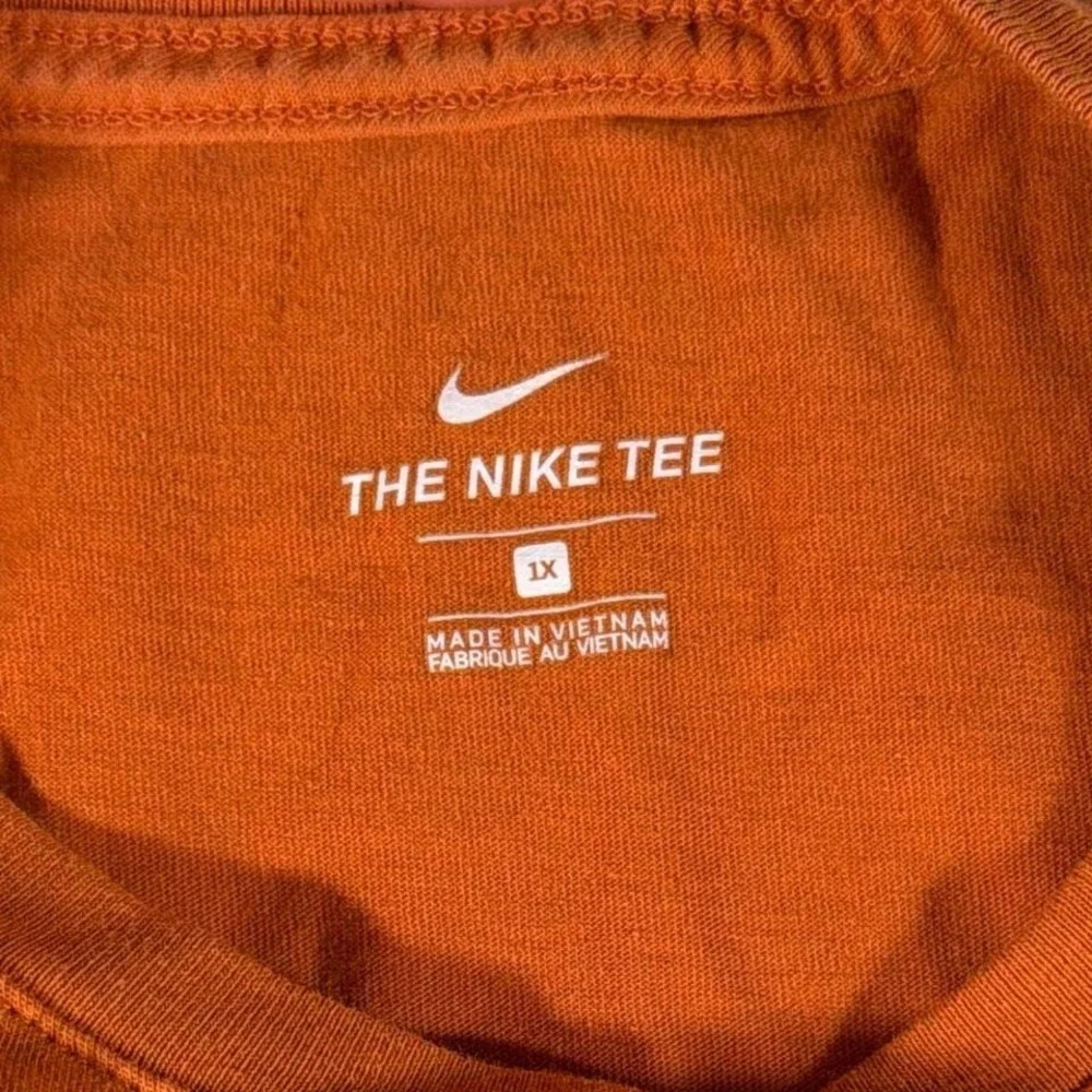Nike Swoosh Fire Ring Tee | Orange | Size 1X‎